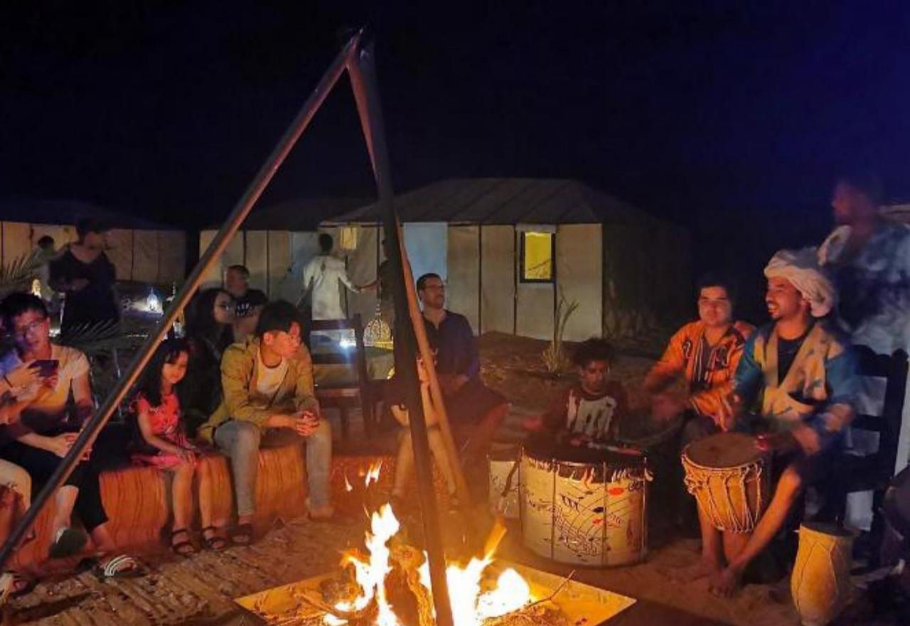 Roses Desert Camp メルズーガ エクステリア 写真