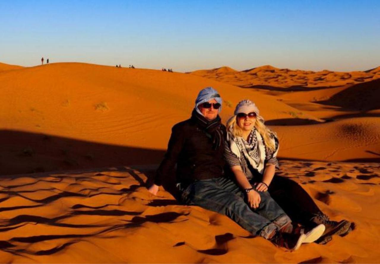 Roses Desert Camp メルズーガ エクステリア 写真