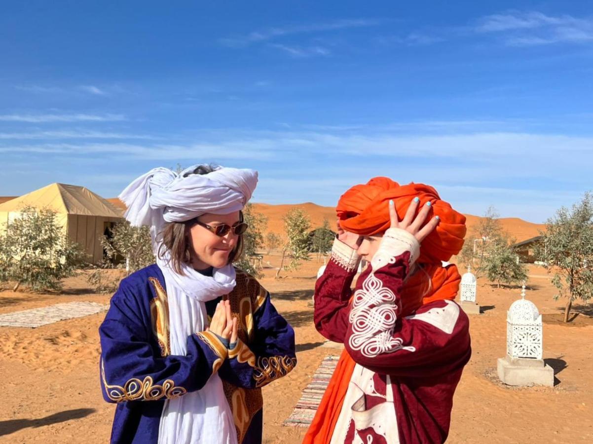 Roses Desert Camp メルズーガ エクステリア 写真