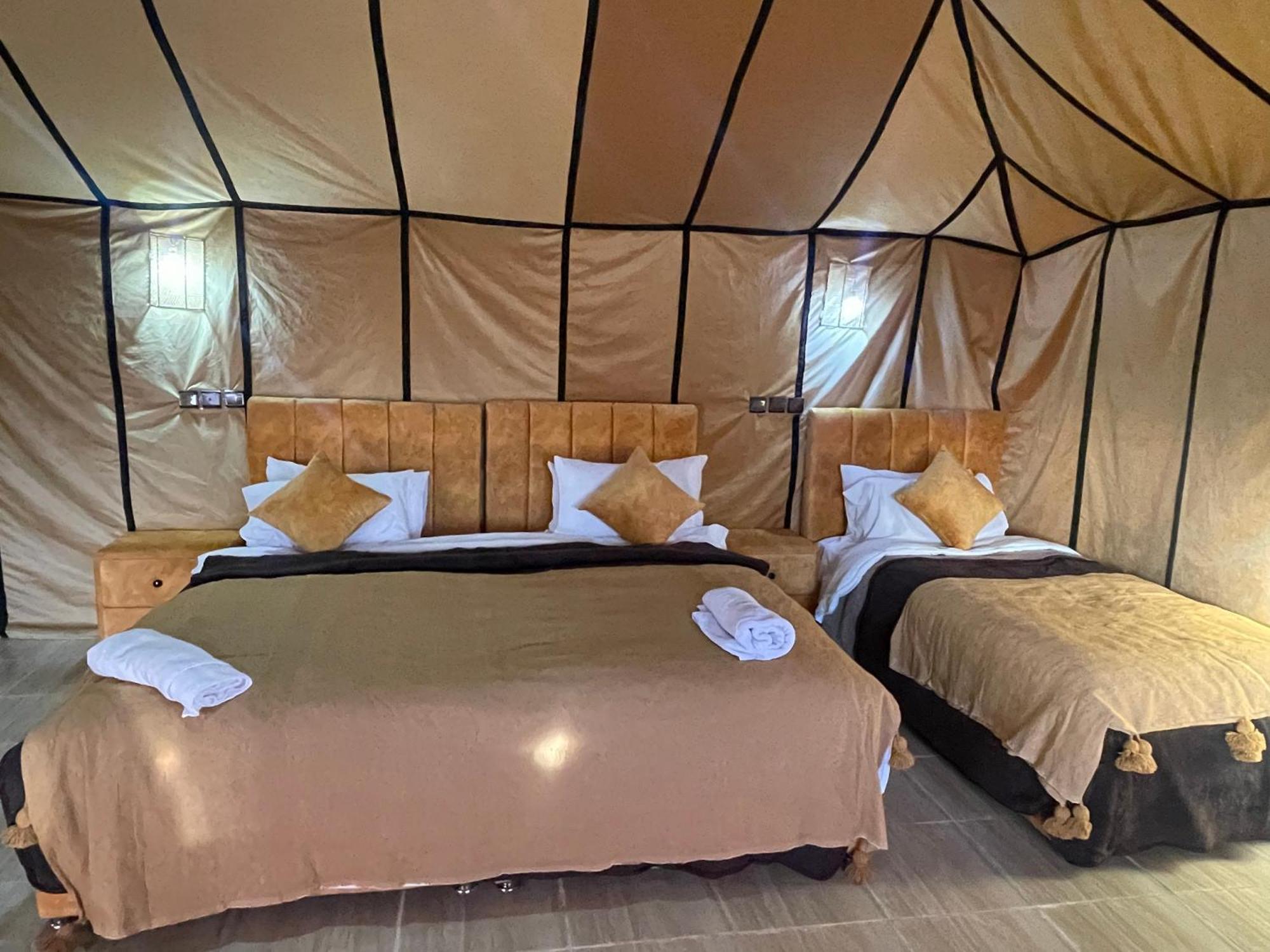 Roses Desert Camp メルズーガ エクステリア 写真